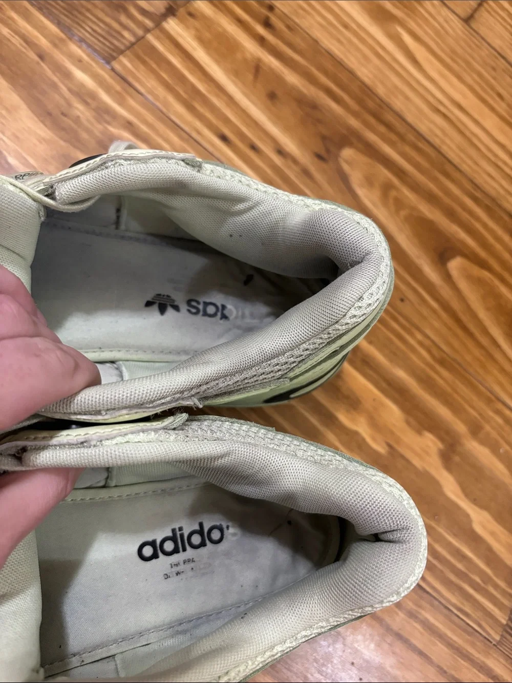 adidas originals astir